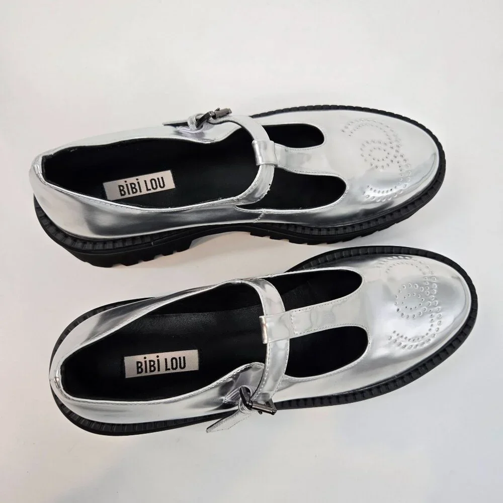 Anthro Bibi Lou Cathy Silver Chunky T-Strap Mary Janes Women's Size US 9 EU 39